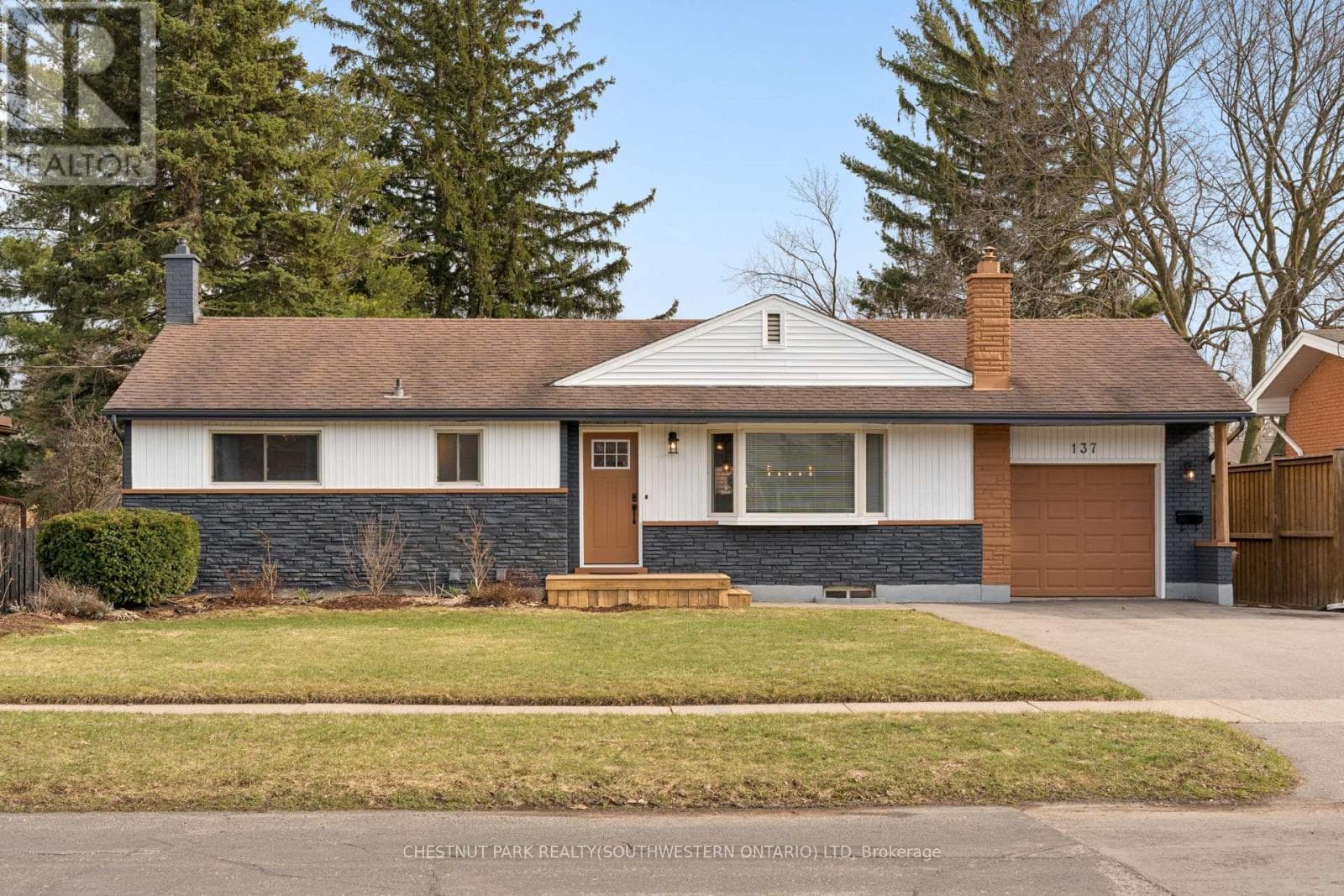 137 DONALD STREET — photo 1