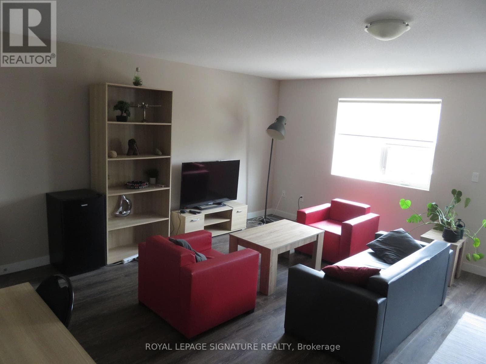 216 - 288 ALBERT STREET — photo 1