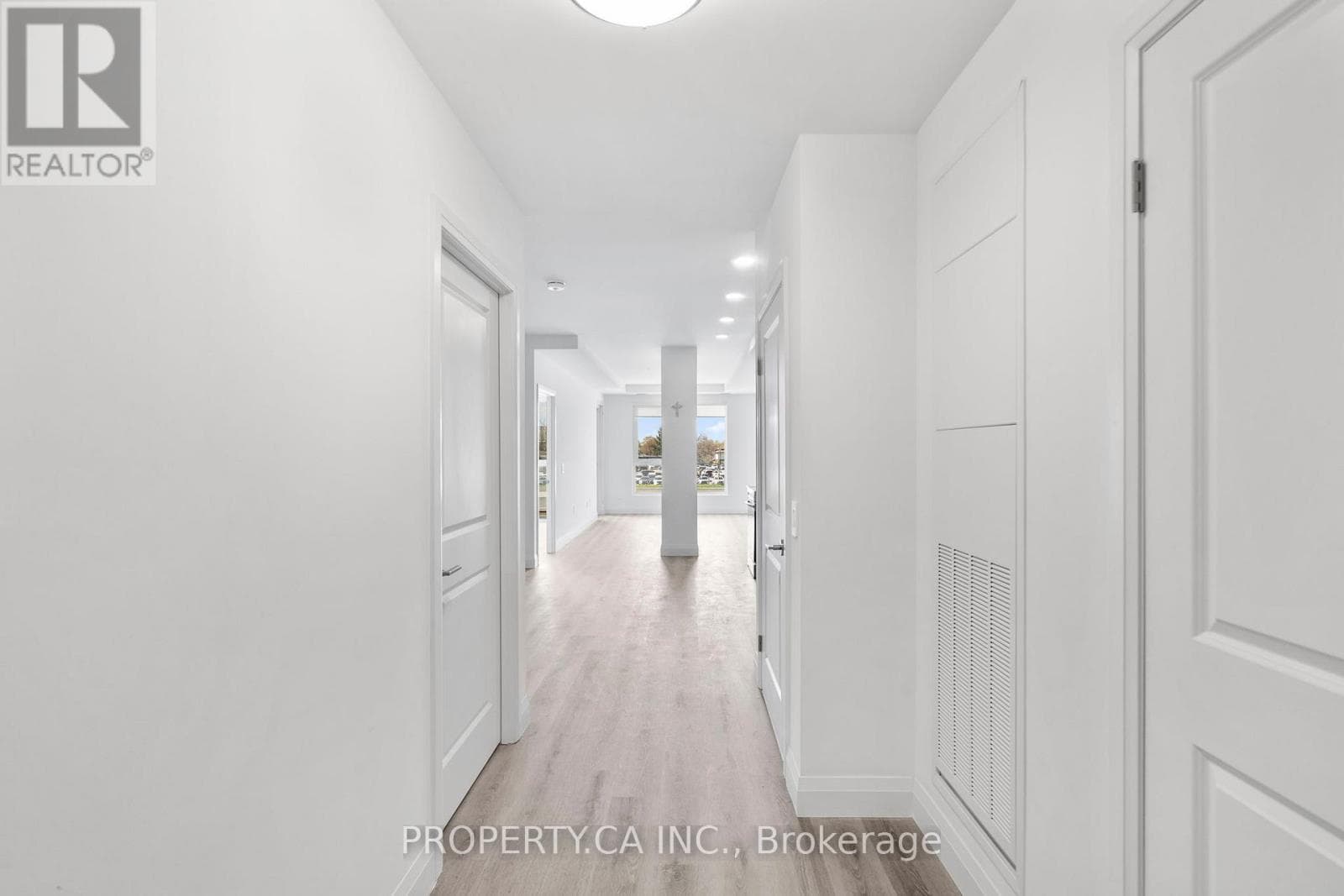 210 - 1333 WEBER STREET E — photo 2