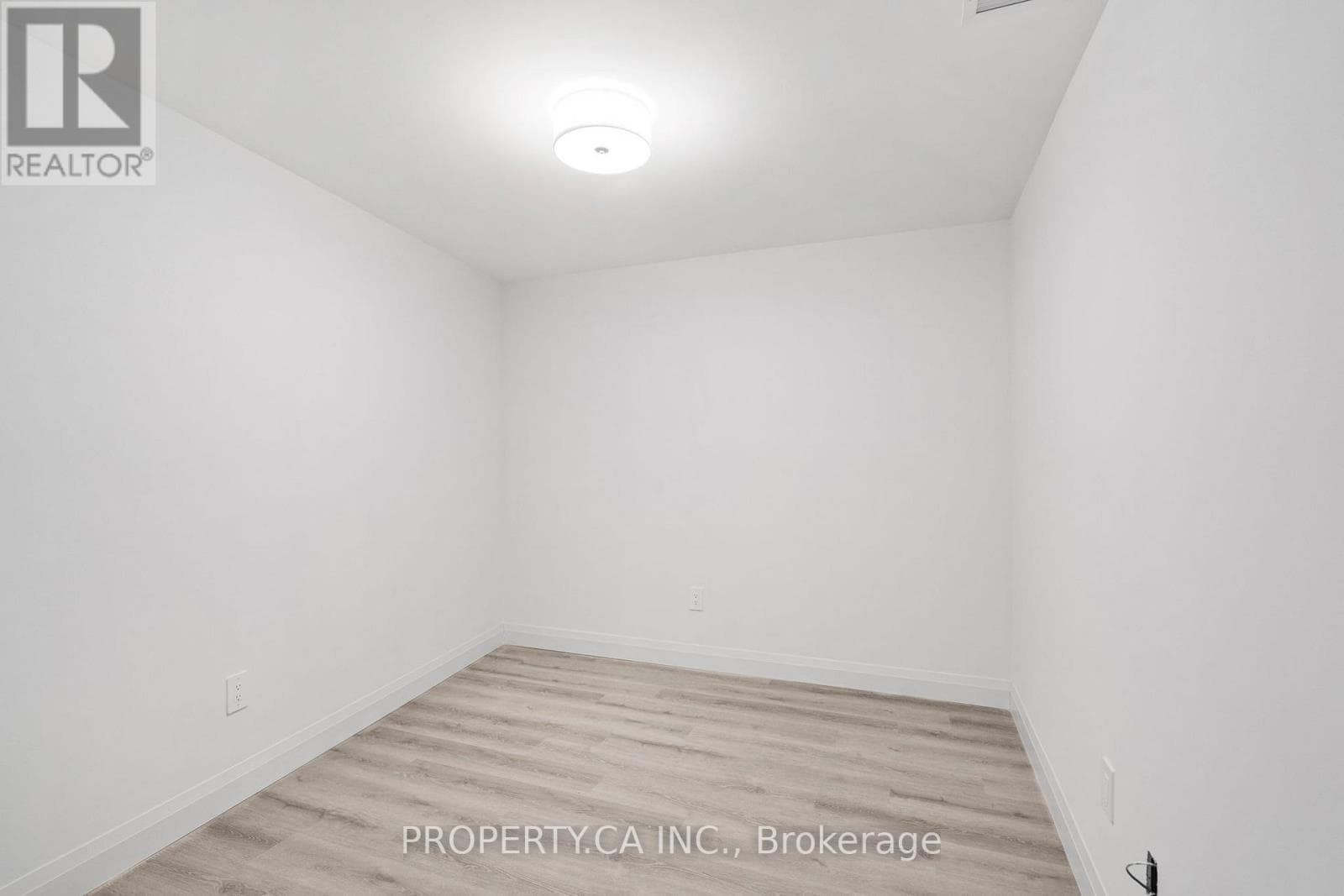 210 - 1333 WEBER STREET E — photo 3