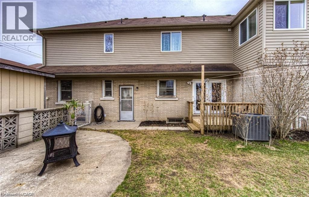 716 WESTMINSTER Drive S Unit# LOWER — photo 3