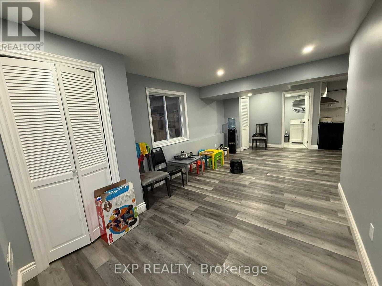 LOWER - 952 DUNNIGAN COURT — photo 2