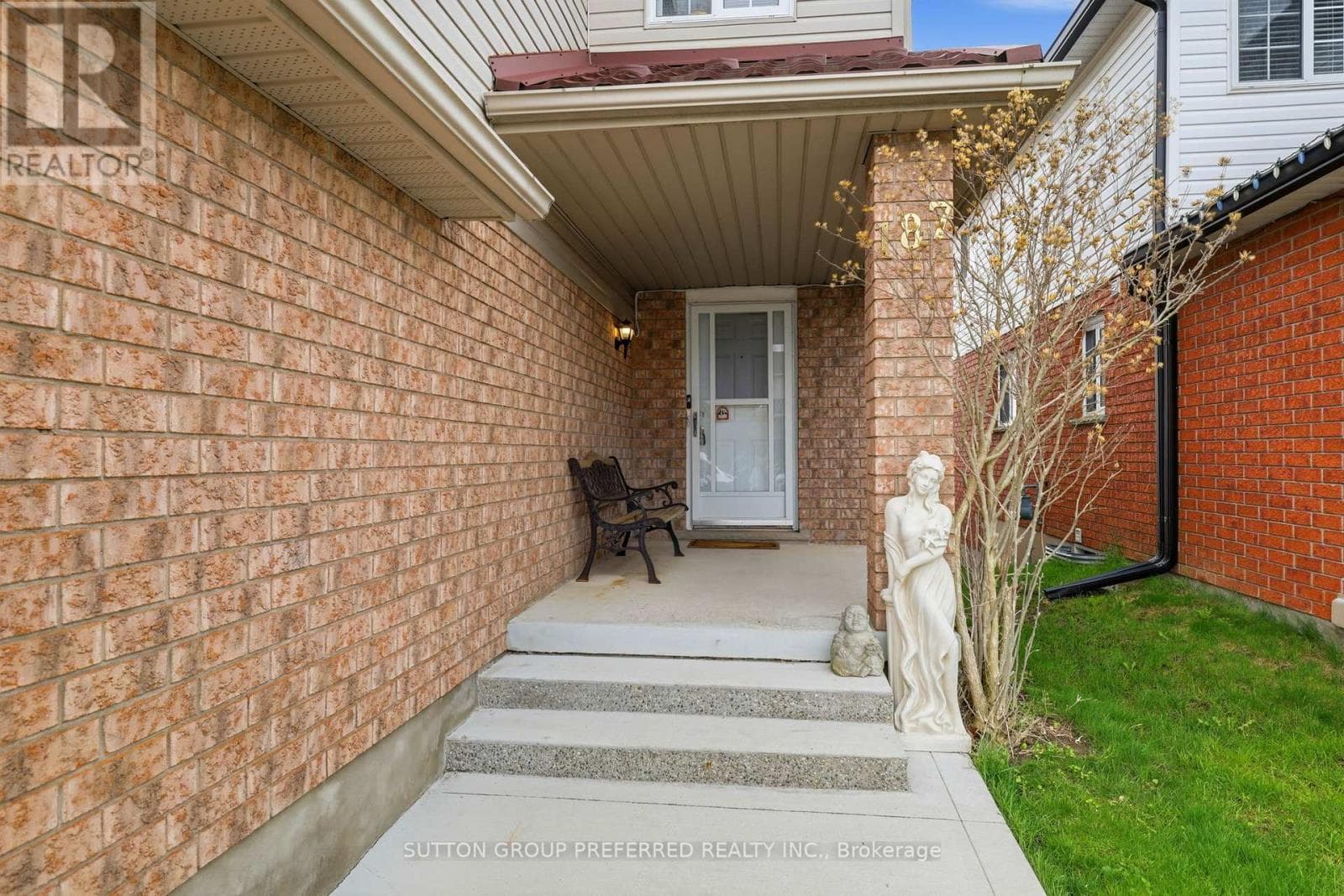 187 HOLLYRIDGE CRESCENT — photo 3