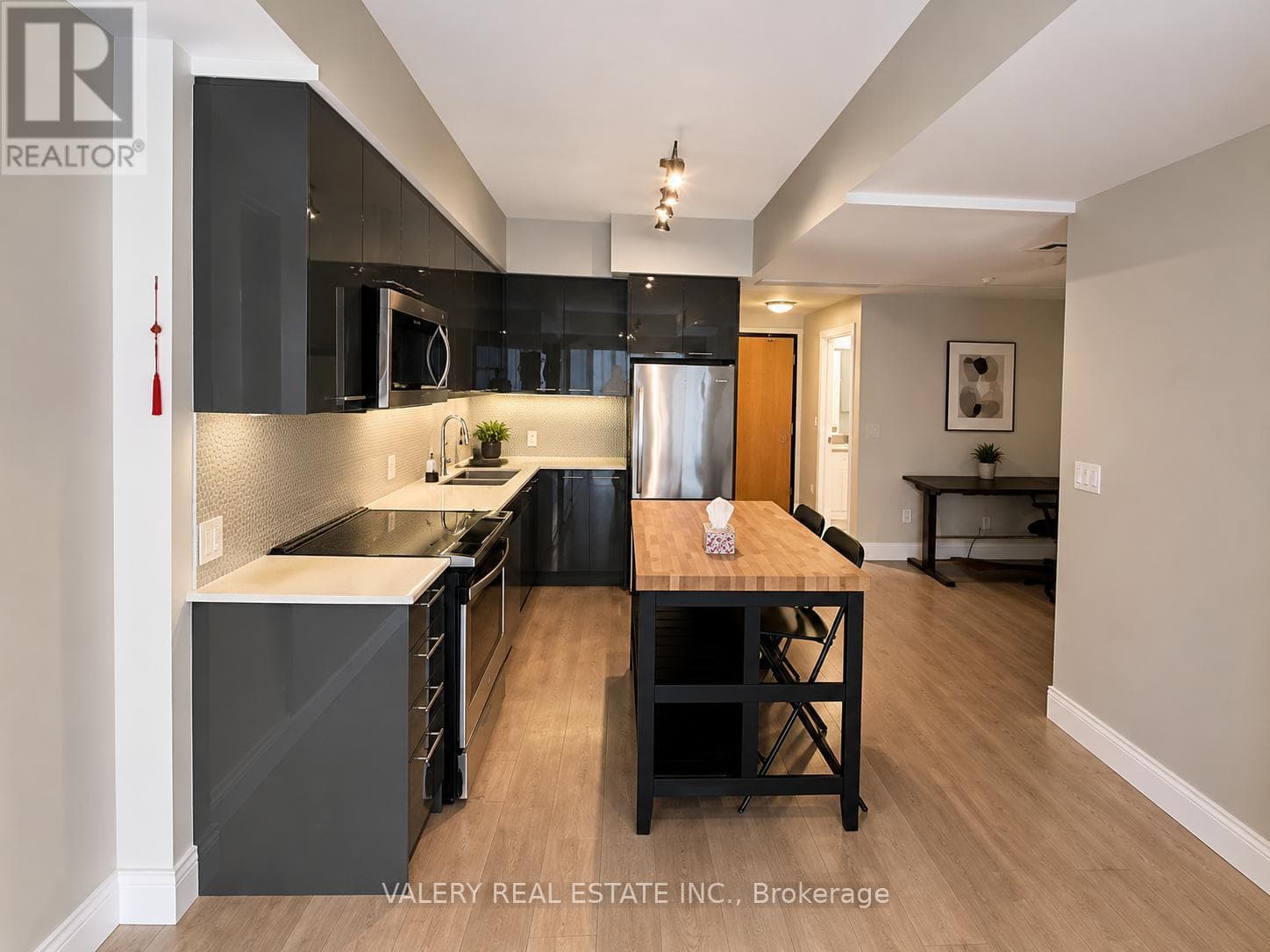 519 - 15 PRINCE ALBERT BLVD BOULEVARD — photo 1