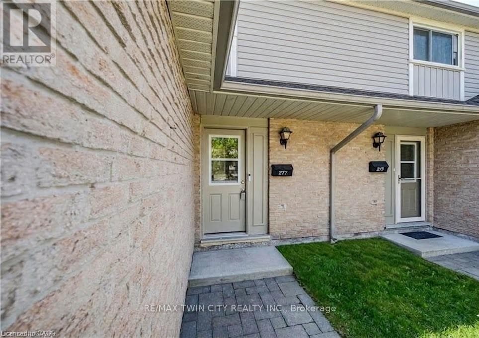 277 PIONEER DRIVE — photo 2