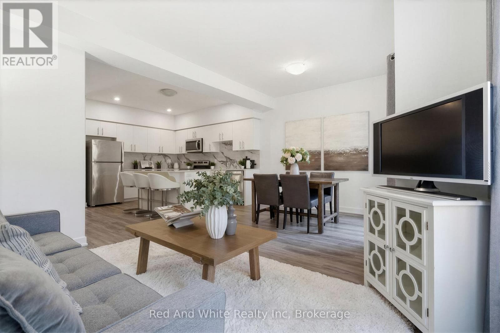 22 - 110 FERGUS AVENUE — photo 3