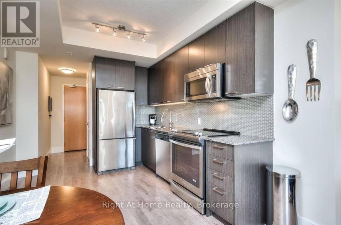 117 - 155 ST LEGER STREET — photo 2