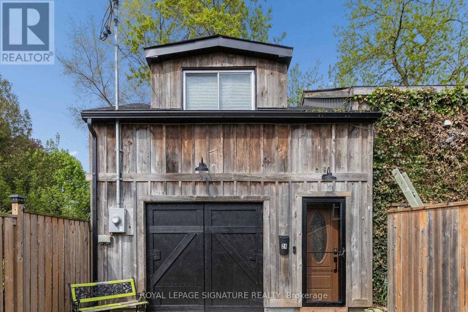 24 DAVIDSON STREET — photo 1