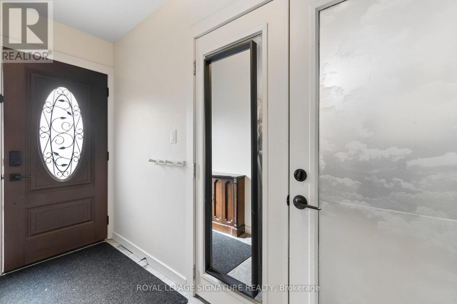 24 DAVIDSON STREET — photo 2