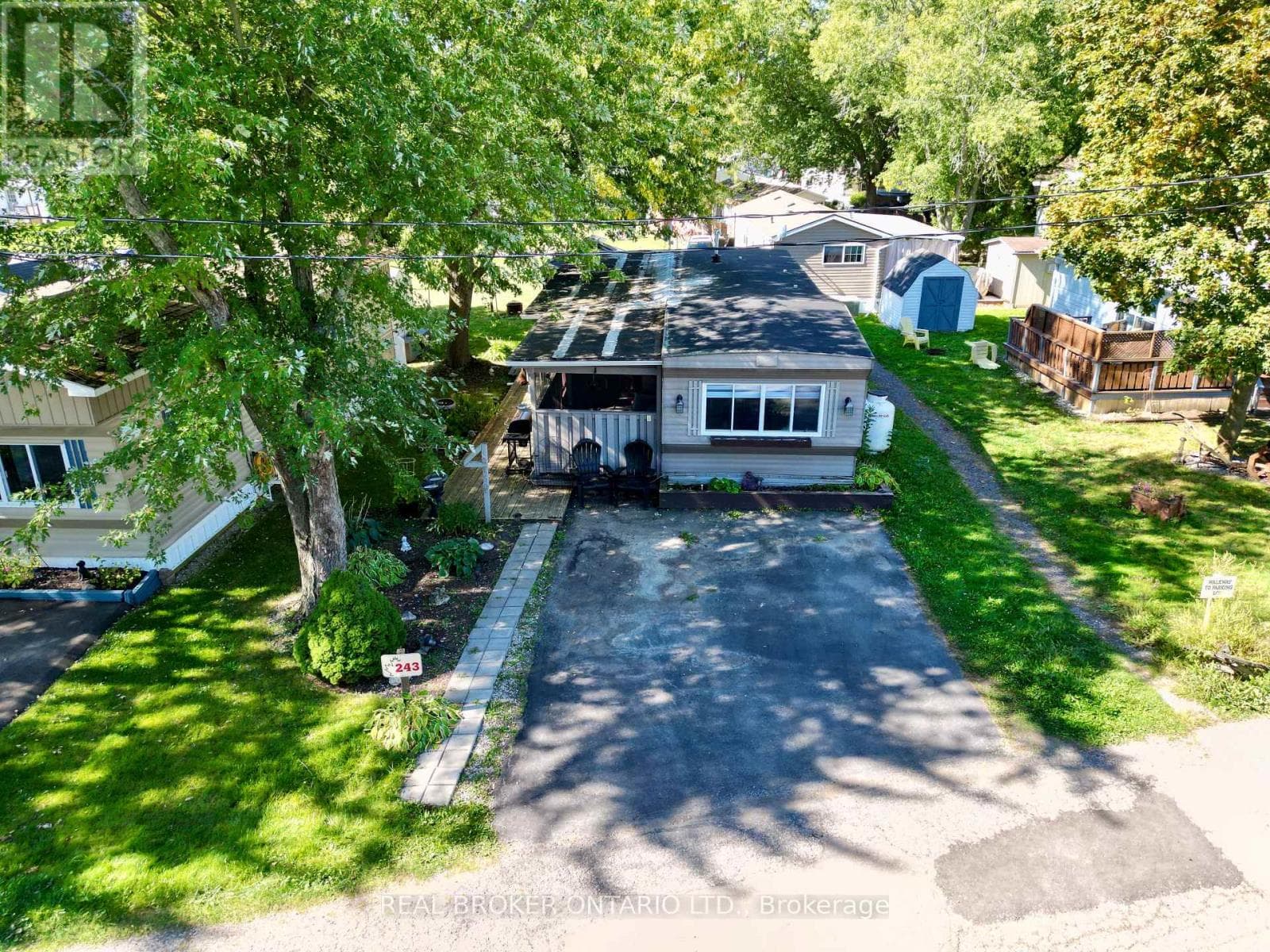 243 - 580 BEAVER CREEK ROAD — photo 1