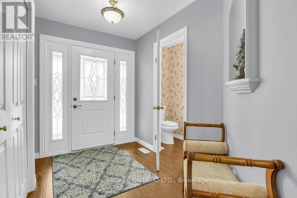 13 BURLWOOD DRIVE — photo 2