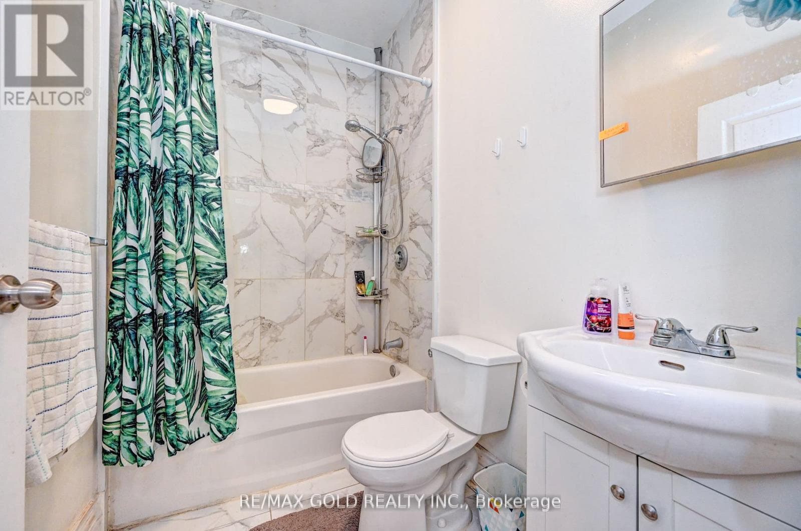 3 - 13-15 AINSLIE STREET — photo 3