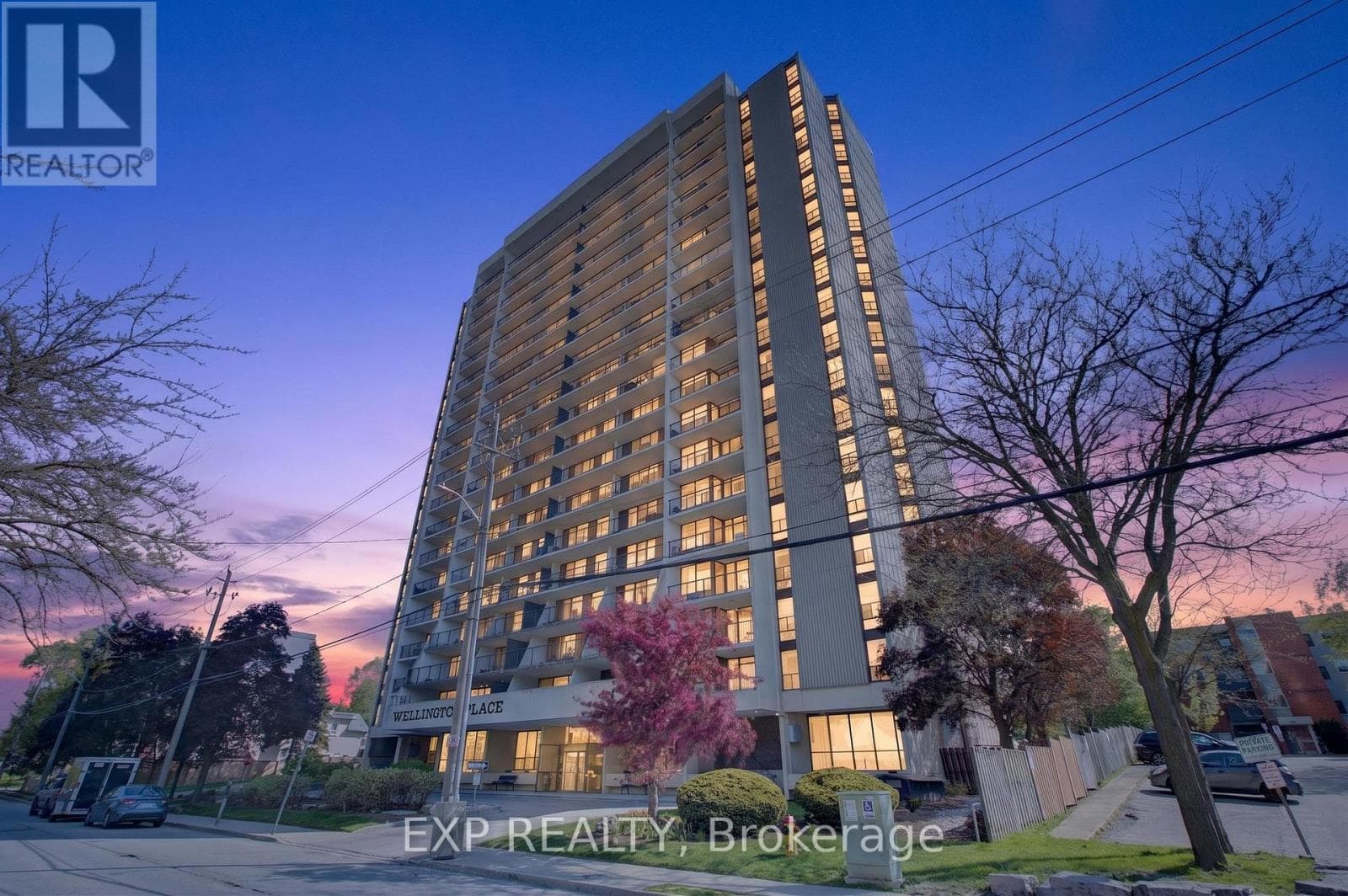 1408 - 81 CHURCH STREET — photo 1