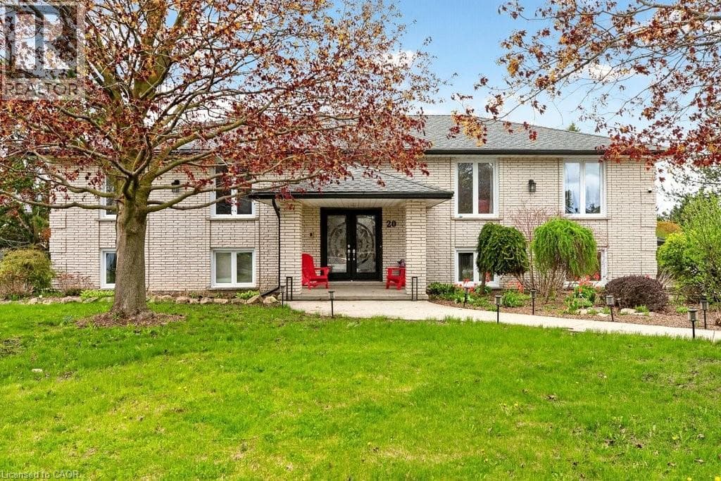 20 HARTFIELD Drive — photo 1