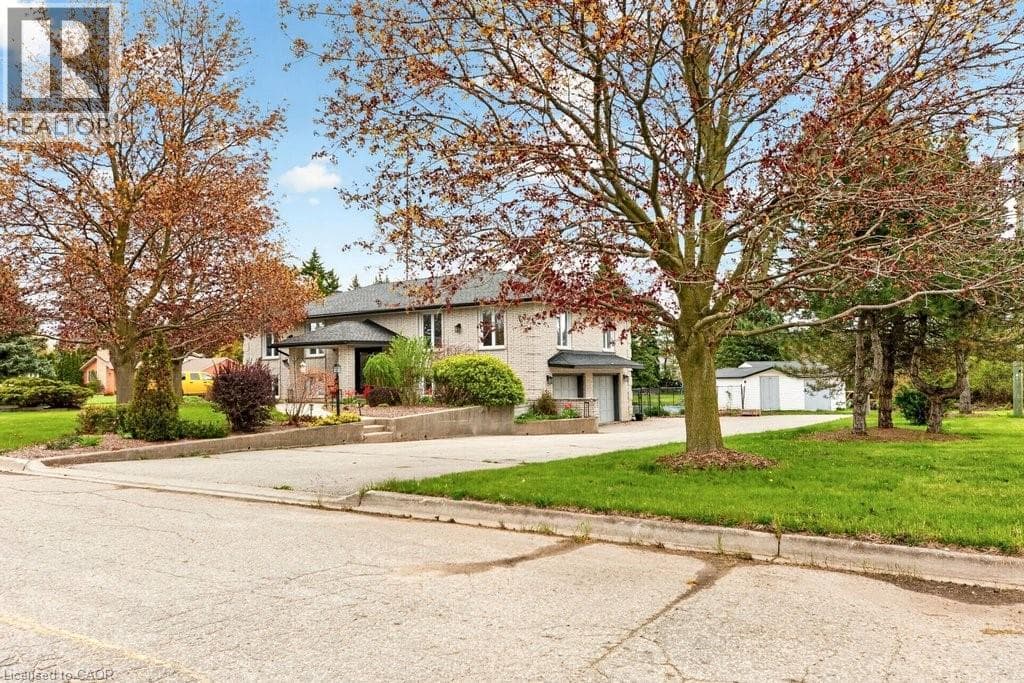 20 HARTFIELD Drive — photo 2