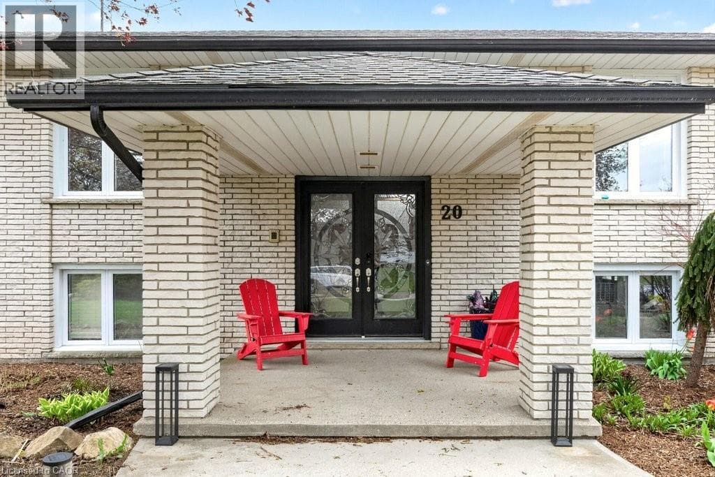 20 HARTFIELD Drive — photo 3