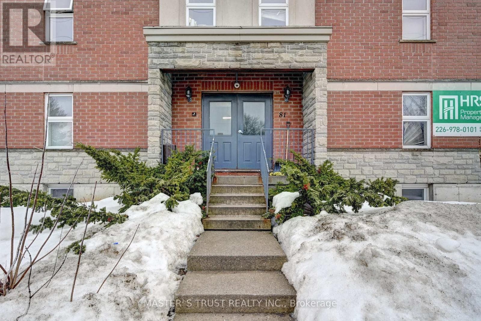 UNIT 12 - 81 COLUMBIA STREET W — photo 3