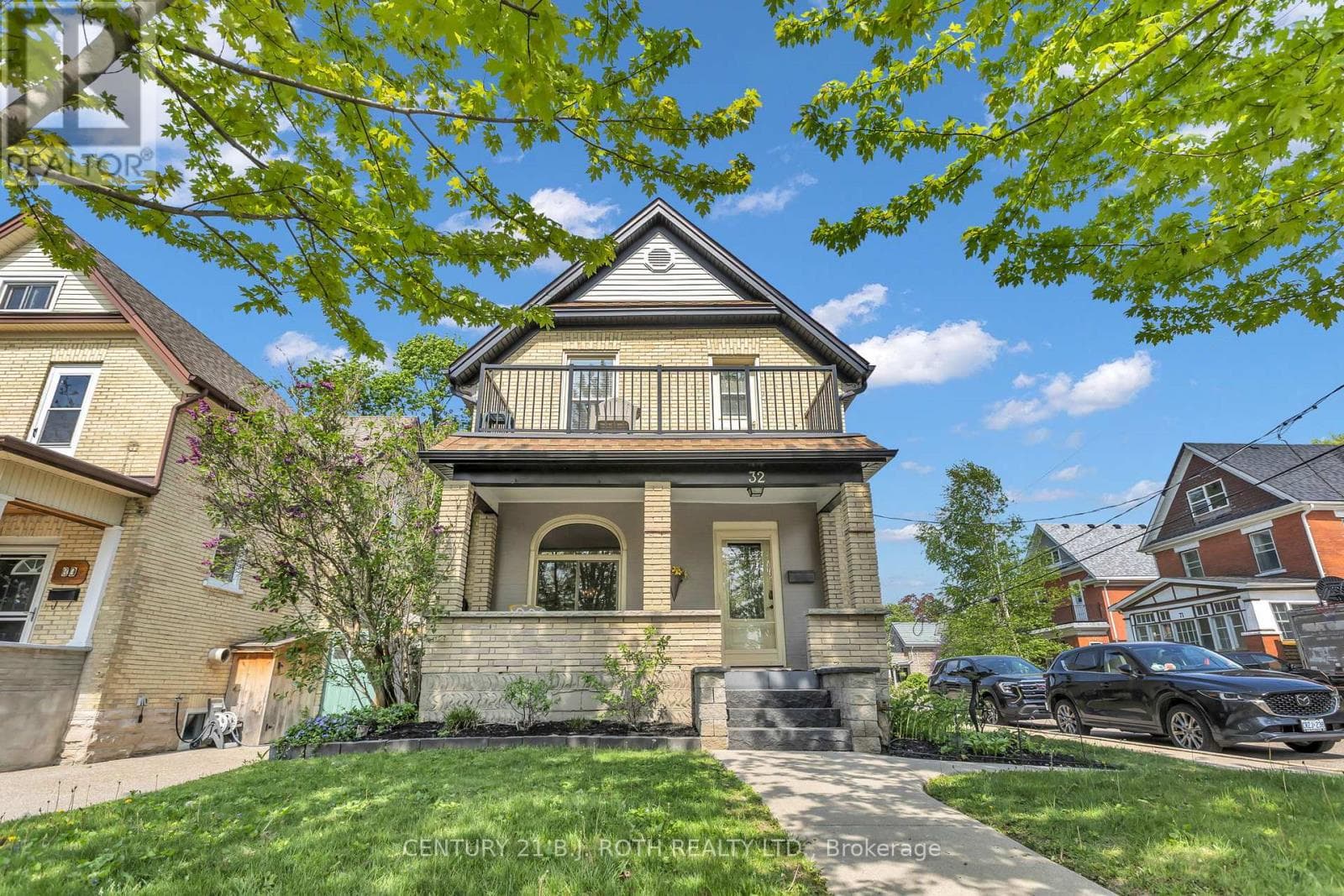 32 SAMUEL STREET — photo 1