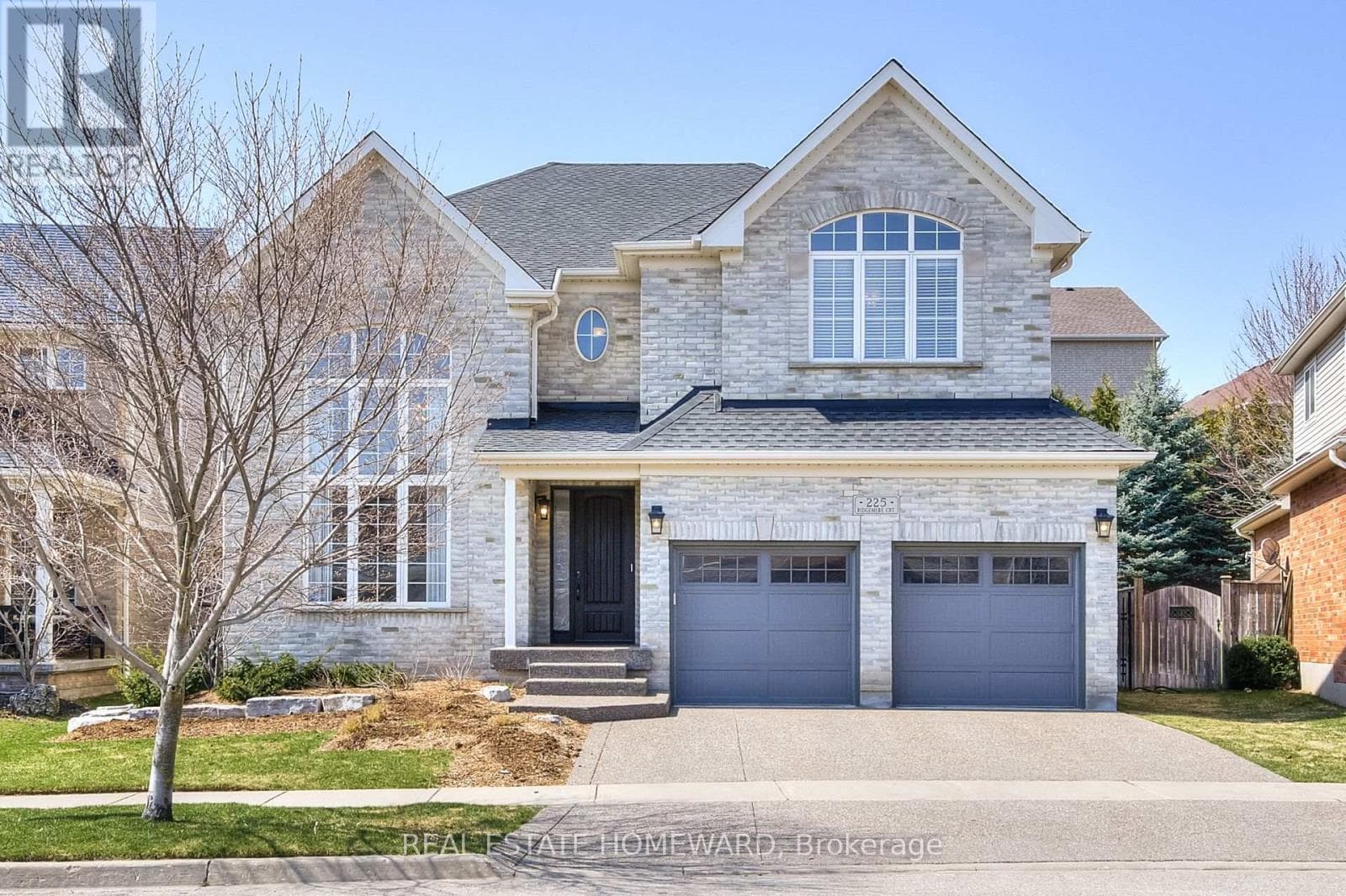 225 RIDGEMERE COURT — photo 1
