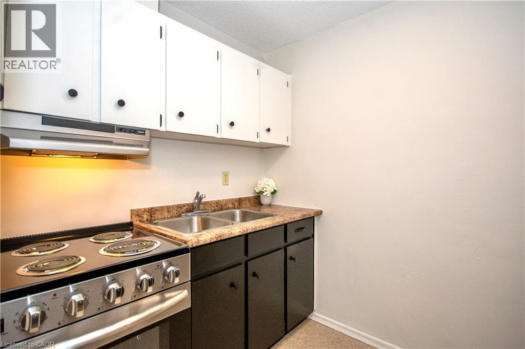 64 BENTON Street Unit# 705 — photo 2
