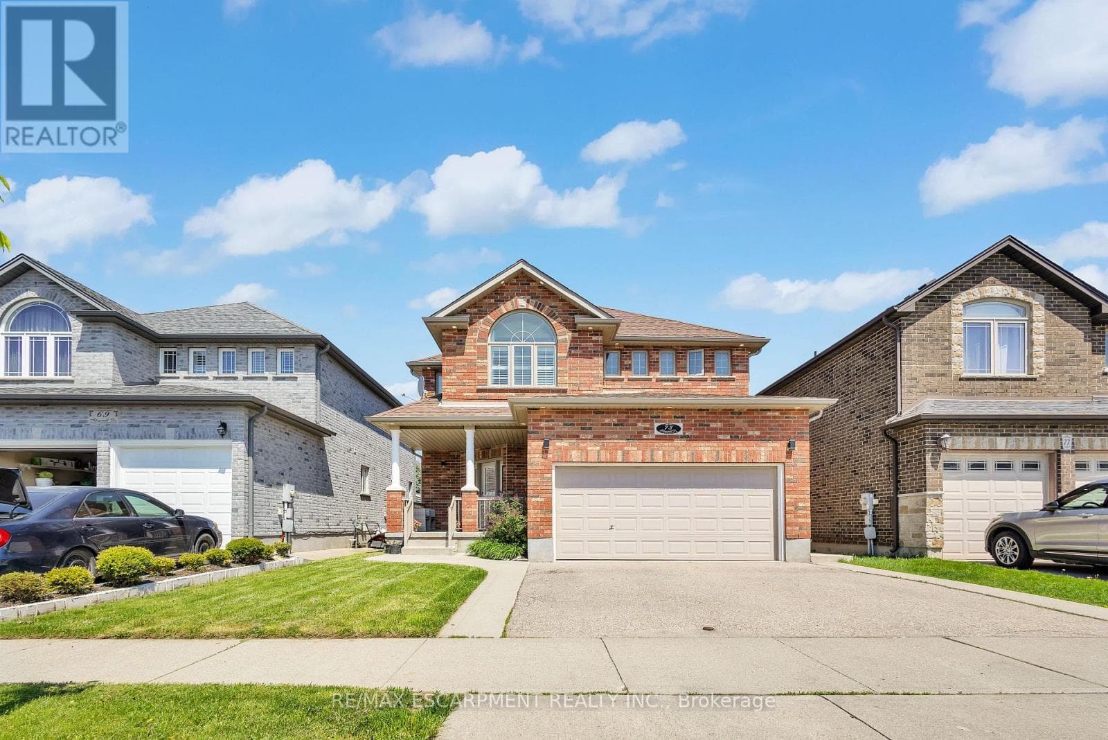 73 FITZGERALD DRIVE — photo 2