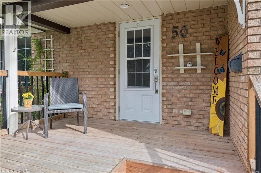 50 LEWIS Crescent — photo 2