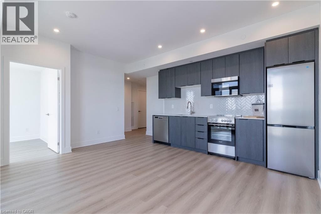 25 WELLINGTON Street S Unit# 2710 — photo 3
