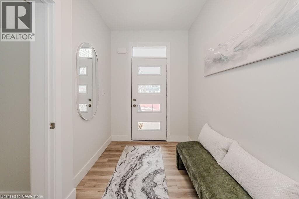 498 KARN Street — photo 3