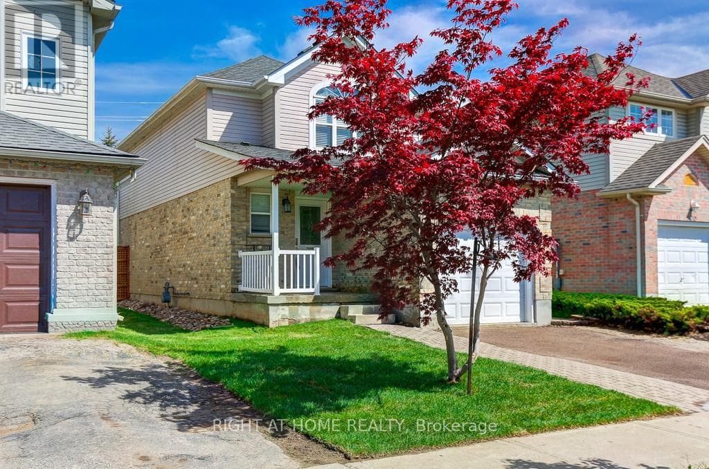 402 LAUSANNE CRESCENT — photo 2