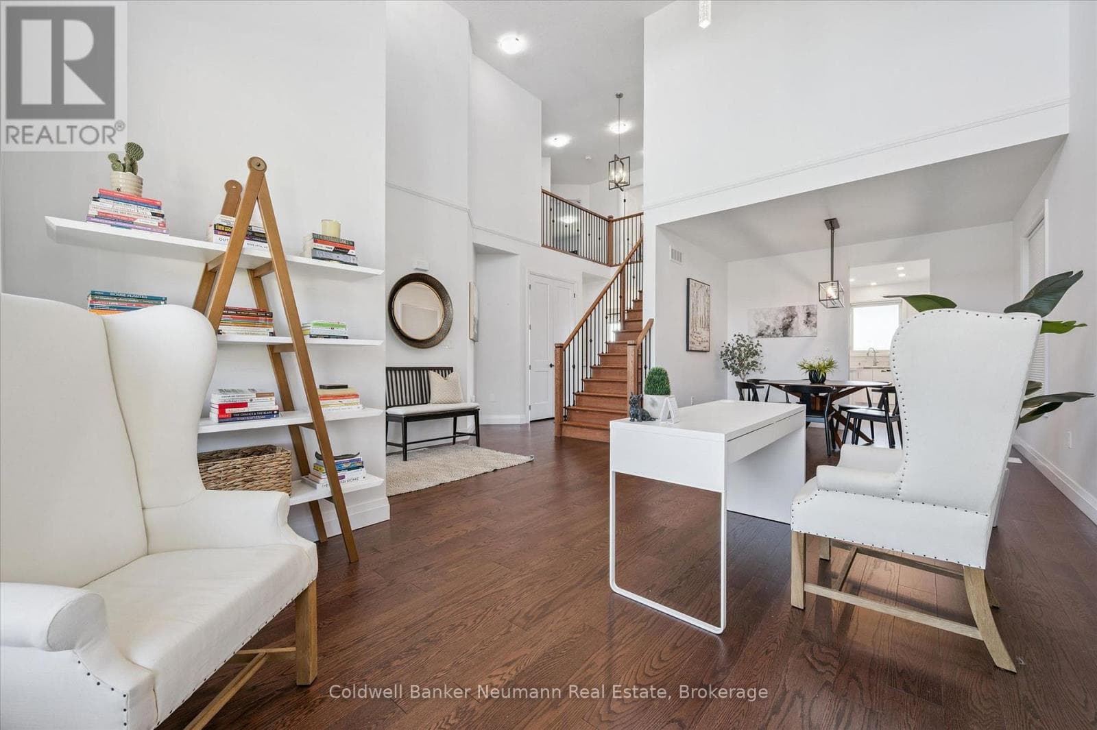 74 GELLERT DRIVE — photo 2