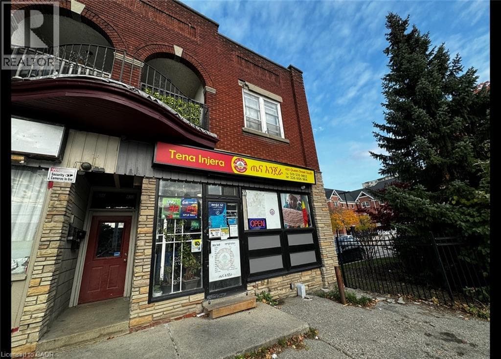 432 QUEEN Street S Unit# D — photo 1