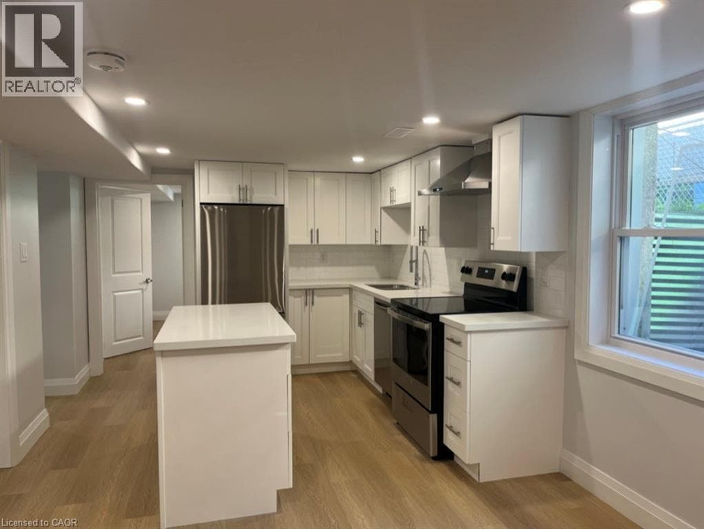 206 KENNETH Avenue Unit# 2 — photo 3