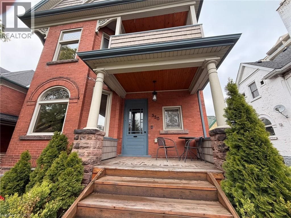 350 QUEEN Street S — photo 1