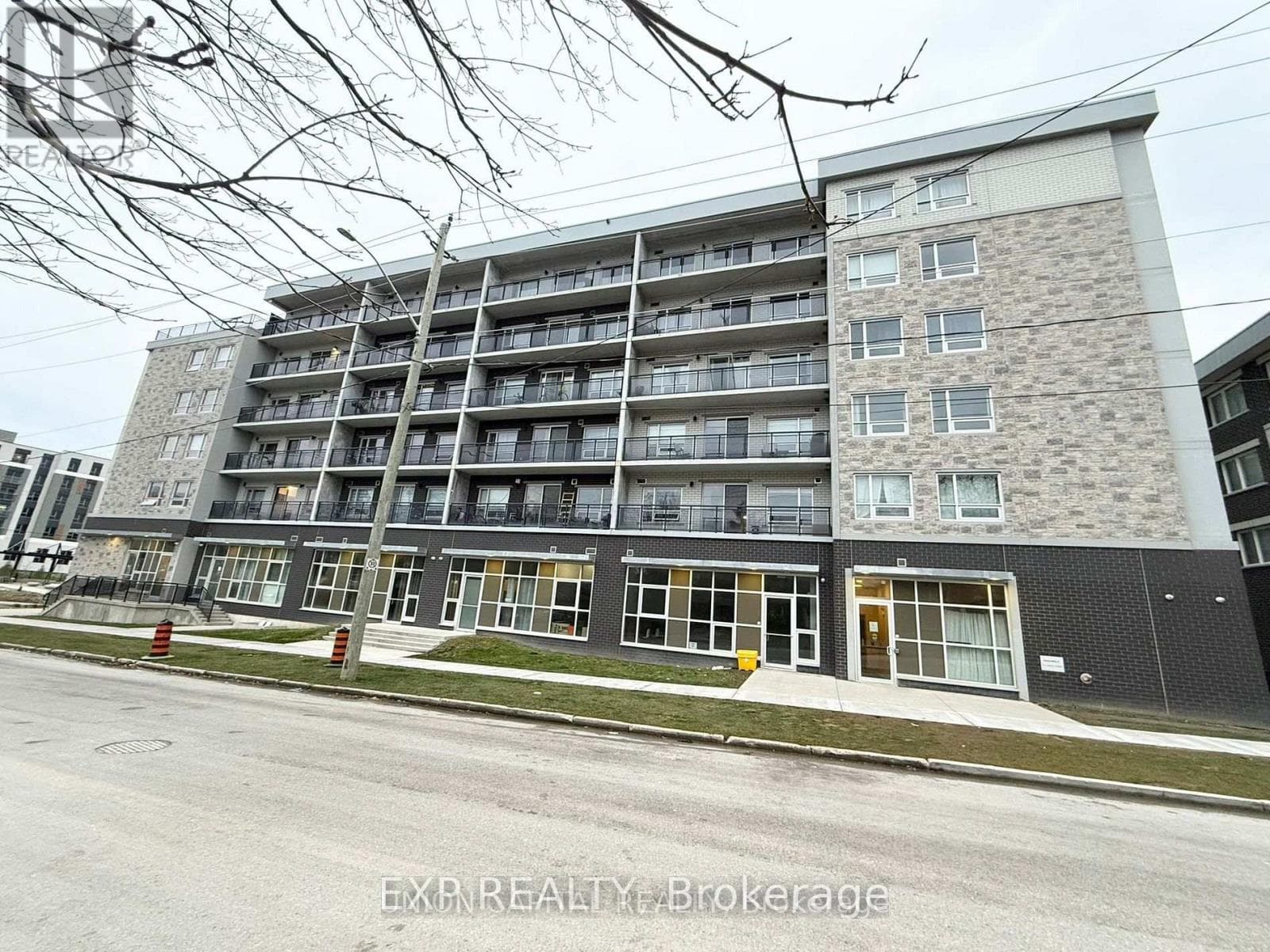 F101 - 275 LARCH STREET — photo 1