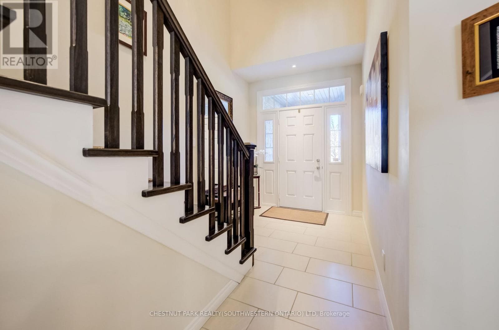 10 - 435 WINCHESTER DRIVE — photo 3