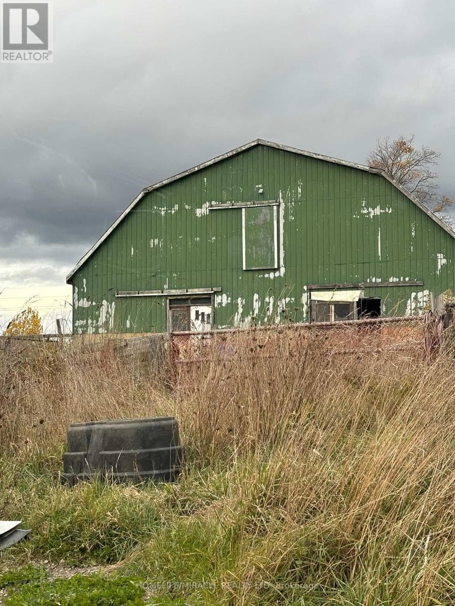 1381 HWY 8 — photo 3