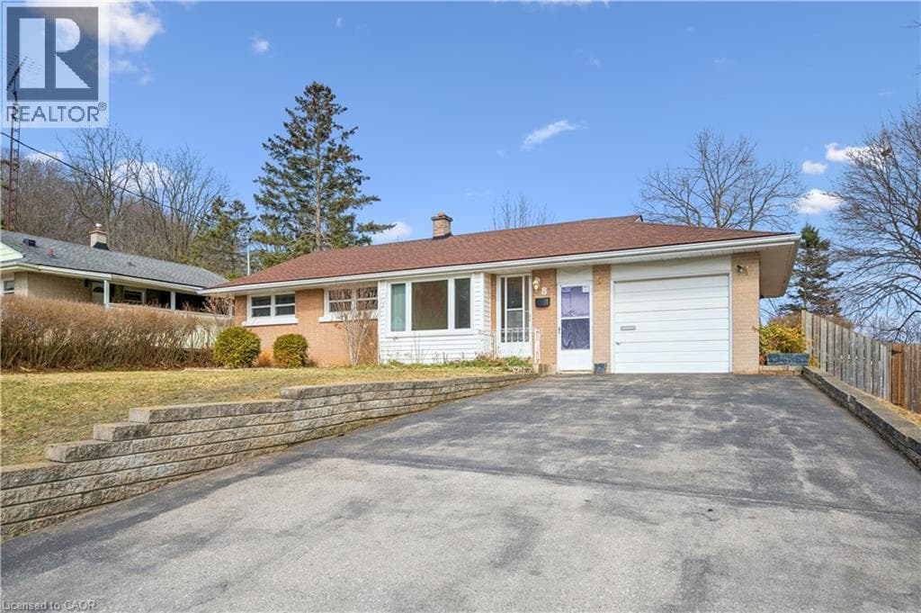 8 GORDON Street — photo 2