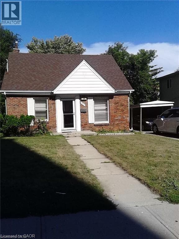 342 KING Street N — photo 2