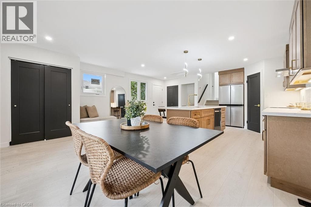 459 DRUMMERHILL Crescent — photo 1