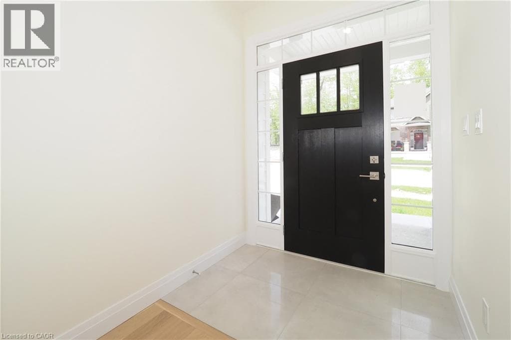 220 JEFFREY Place — photo 3