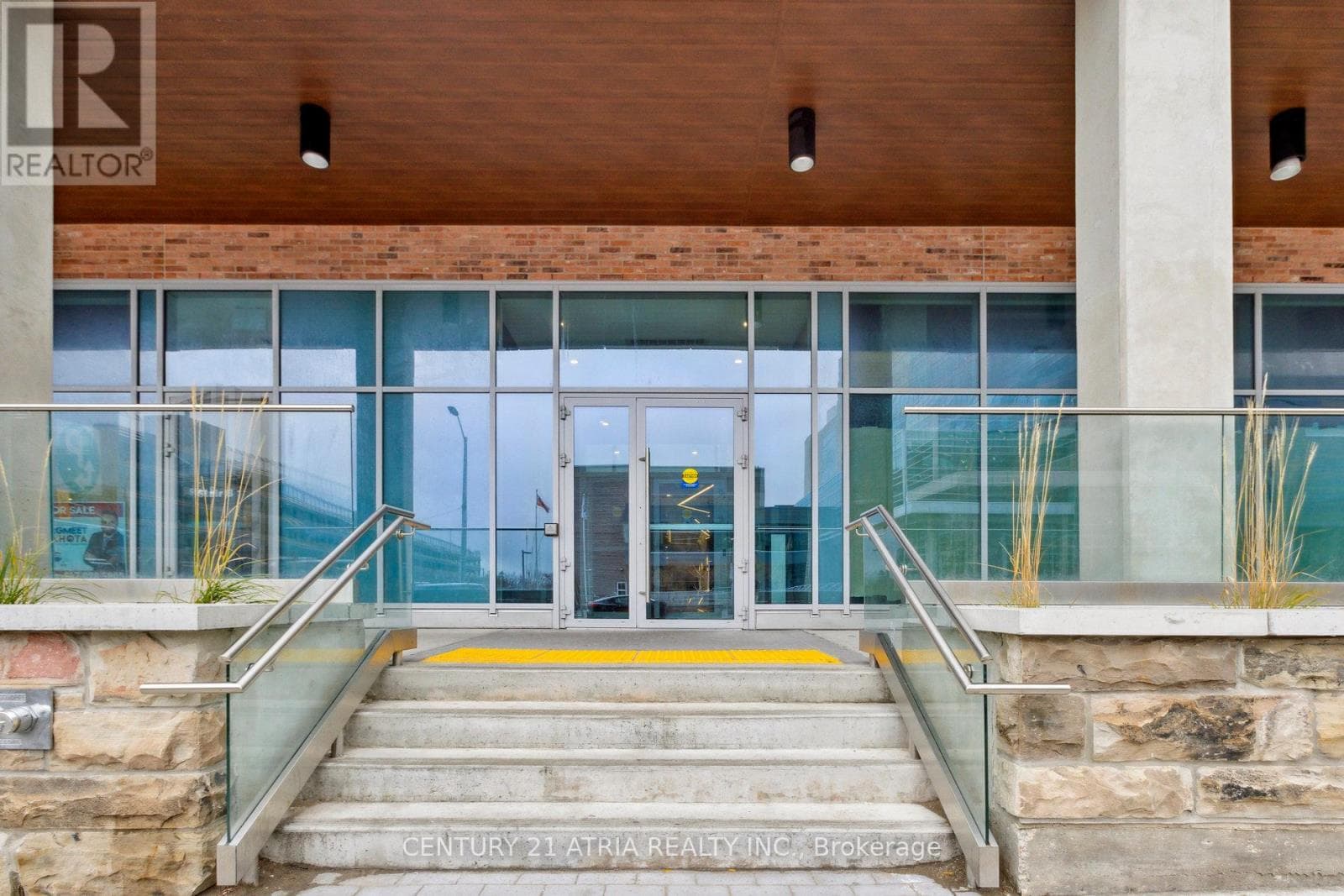3607 - 60 FREDERICK STREET — photo 2