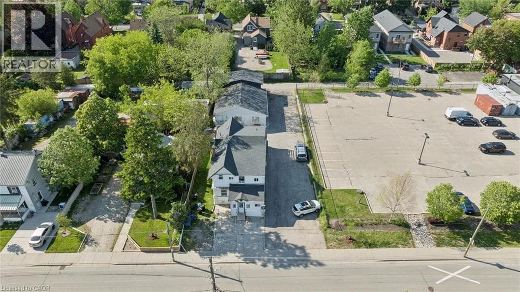 202 BREITHAUPT Street — photo 2