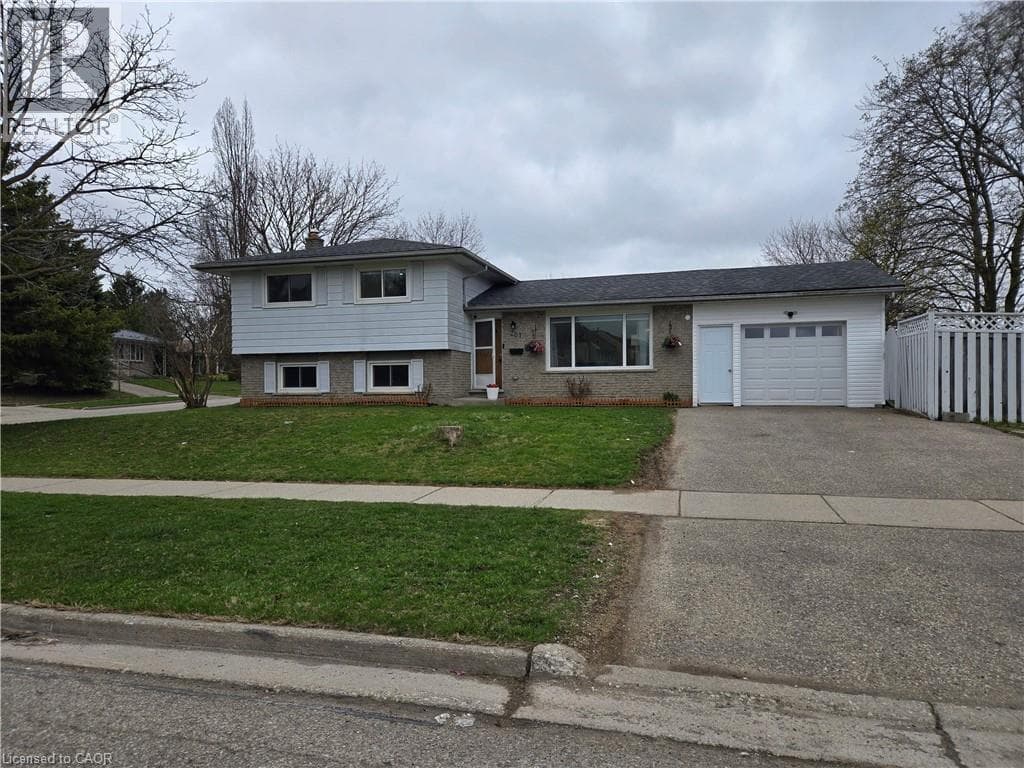 261 OVERLEA Drive — photo 1