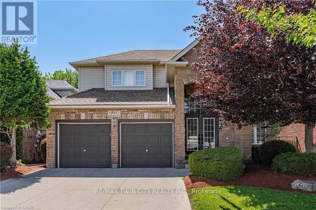 211 MCNICHOL DRIVE — photo 2