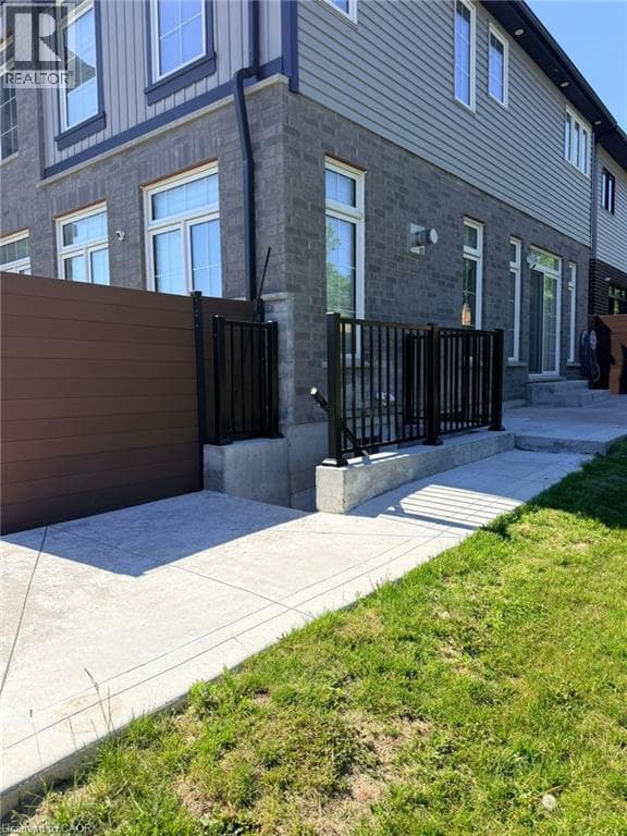 124 RIDGEMOUNT Street Unit# Lower — photo 1