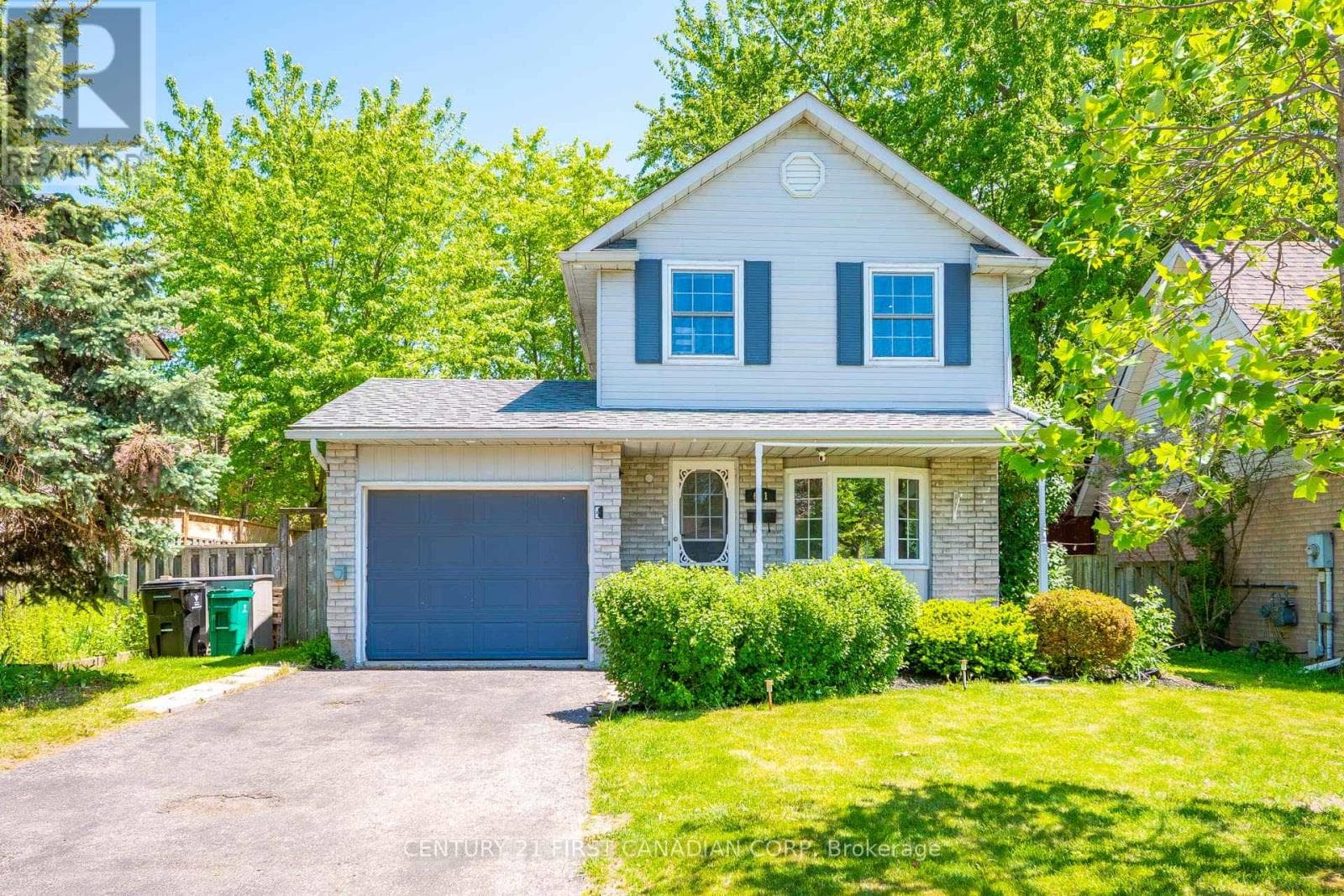 611 PRESTON PARKWAY — photo 1