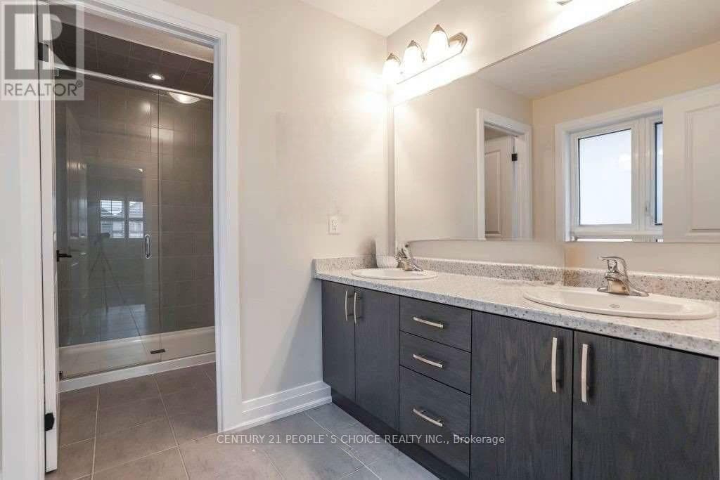 213 SEDGEWOOD STREET — photo 2