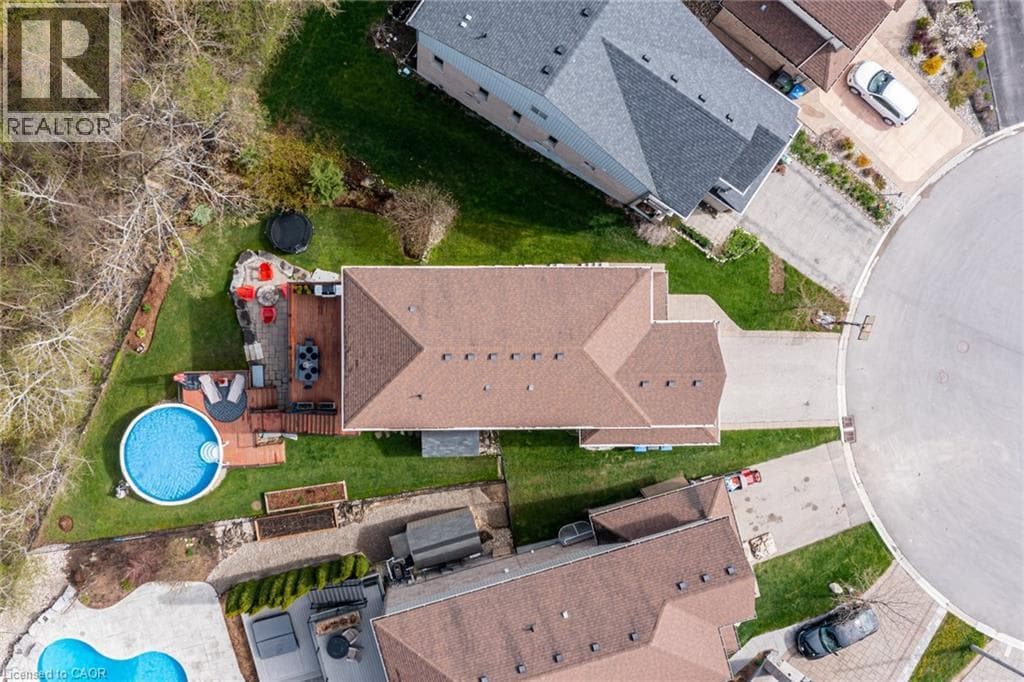 22 ROOKE Court — photo 3