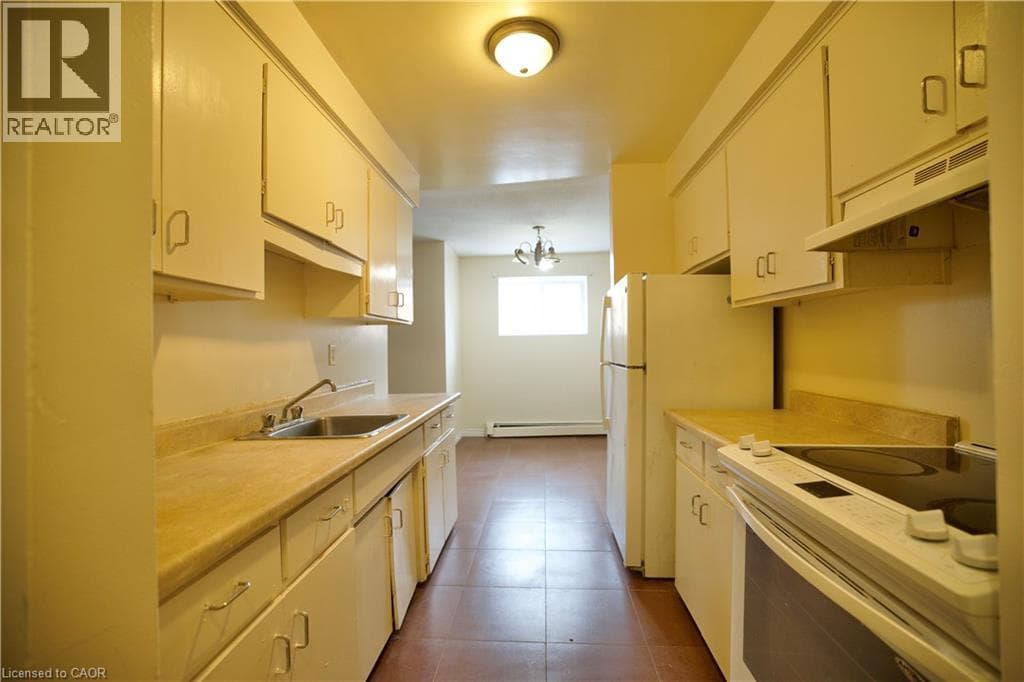 223 HEIMAN Street — photo 3