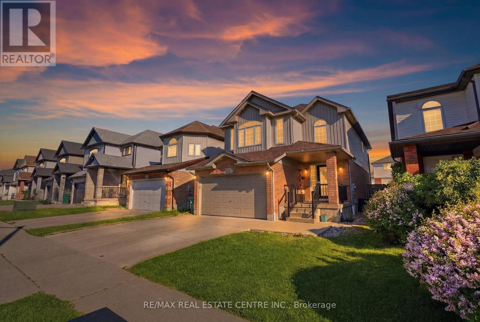 110 GREEN GATE BOULEVARD — photo 2